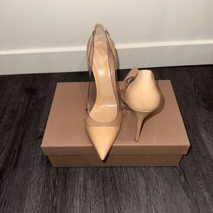 Gianvito Rossi Plexi Vernice Nude Size 41